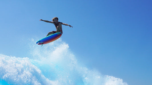 BLAIRLINES TAKES FLIGHT AT NEW WAVE POOL!