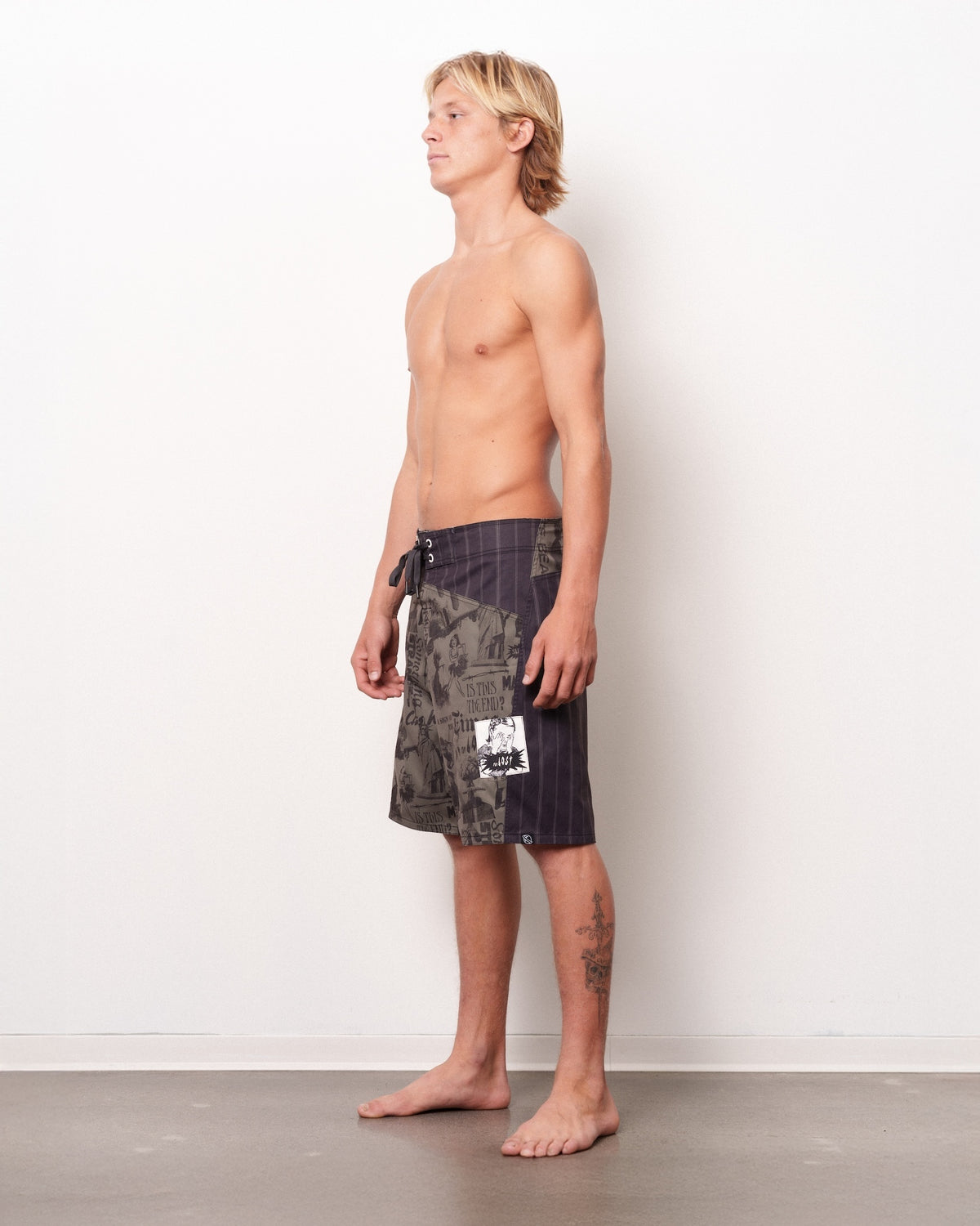 LOST // SLACKER BOARDSHORT