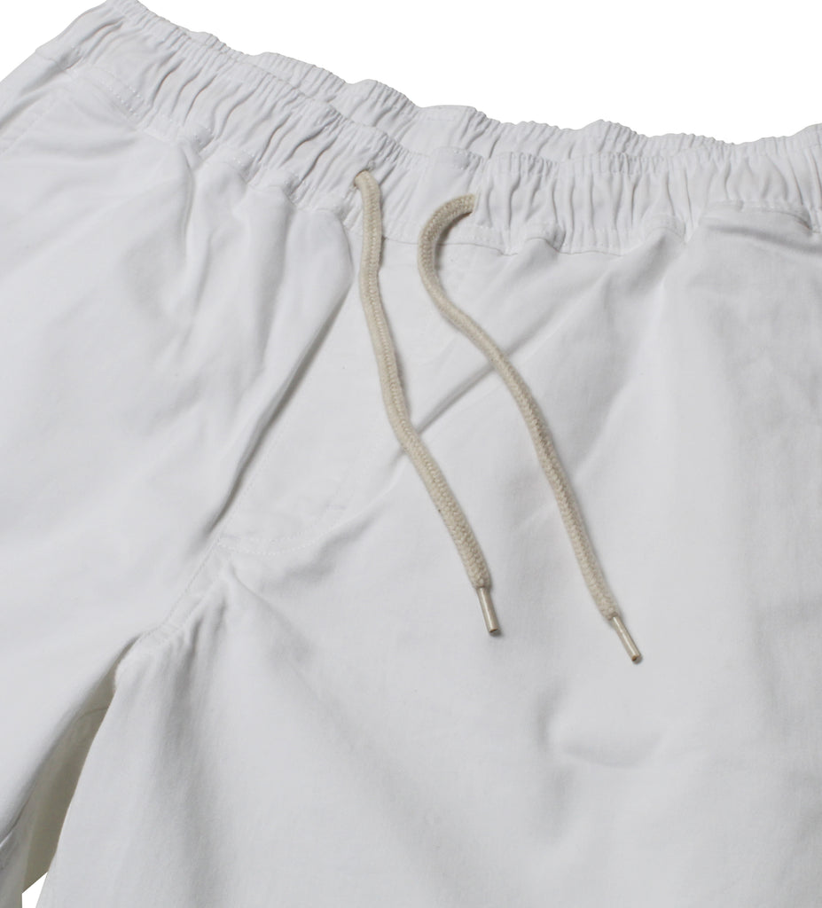 Beater Short // White / Classic Fit